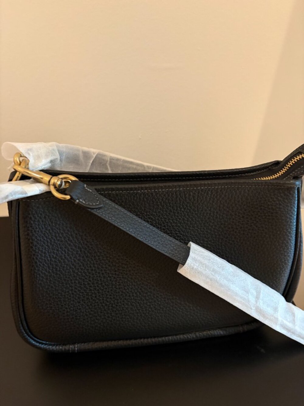 Coach Soft Pebble Leather Cary Convertible Crossbody Black - Picture 7 of 9
